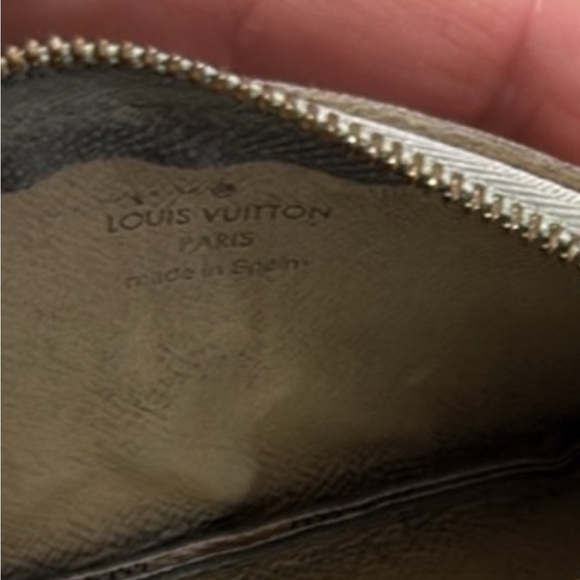 Louis Vuitton Damier Azure Key Pouch - Picture 10 of 10